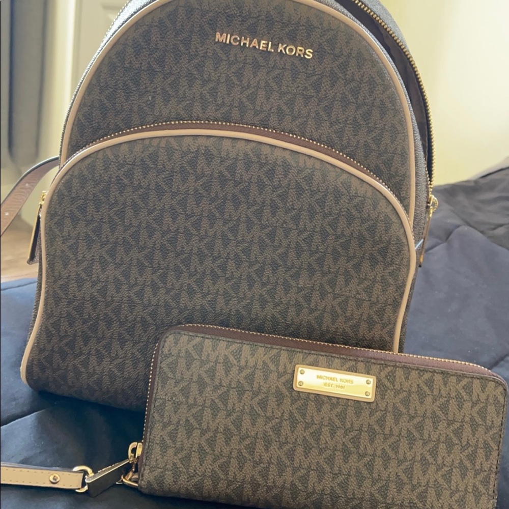 Michael Kors Abbey Medium Logo Backpack, Brown/Soft Pink